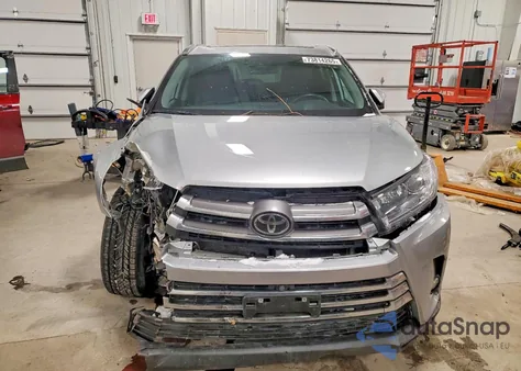 2018 Toyota Highlander Limited from USA, damaged, VIN 5TDDZRFH2JS854771
